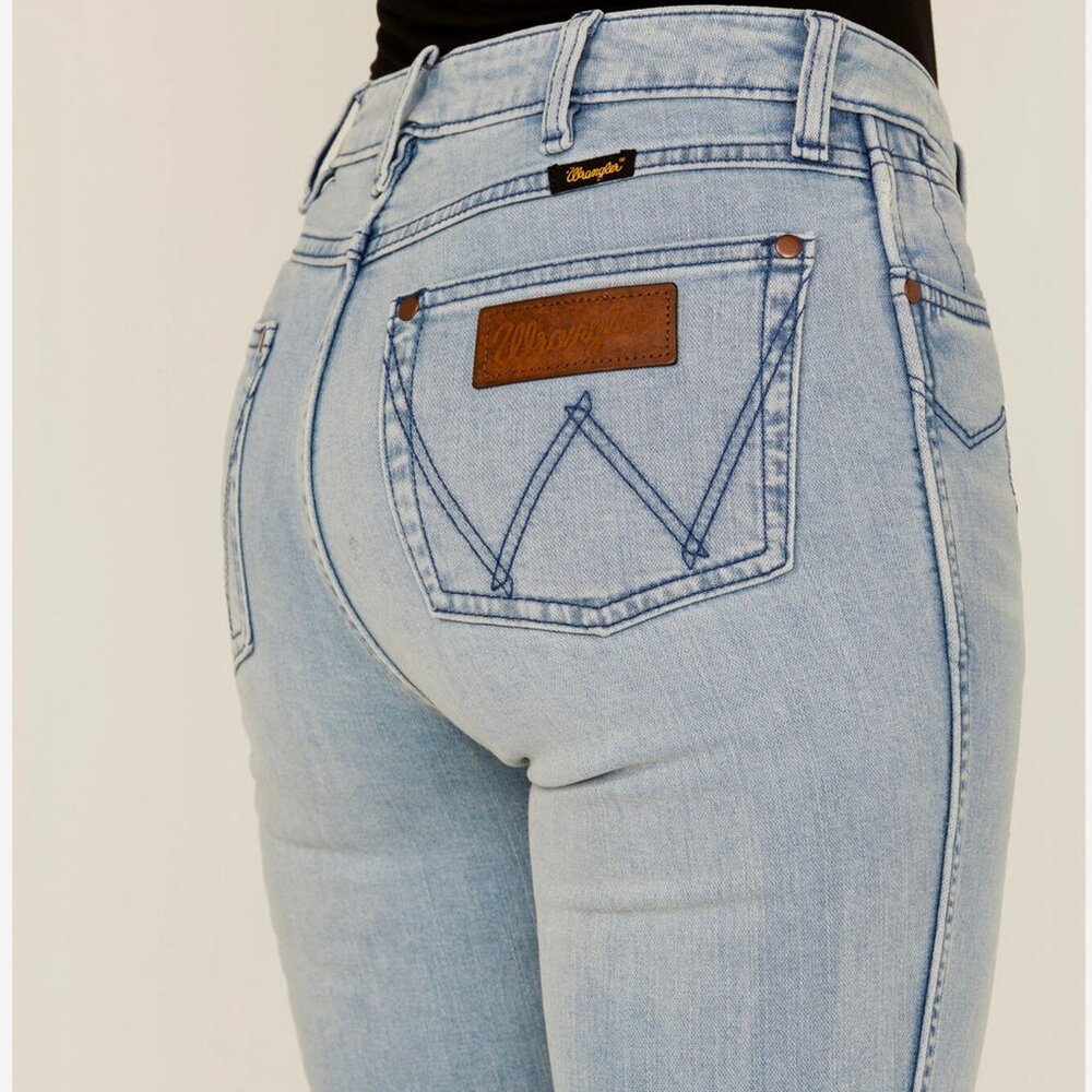 Wrangler Retro Embroidered High Rise Flare Jeans - Picture 8 of 9